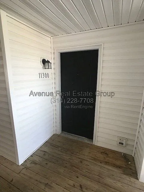 2 bed, 2.0 bath, 1014 sqft, $1,399 — Photo 2