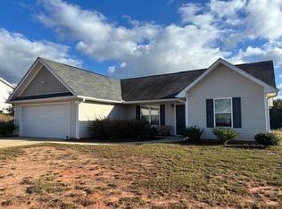 114 Shallow Creek Ln, Hogansville, GA 30230