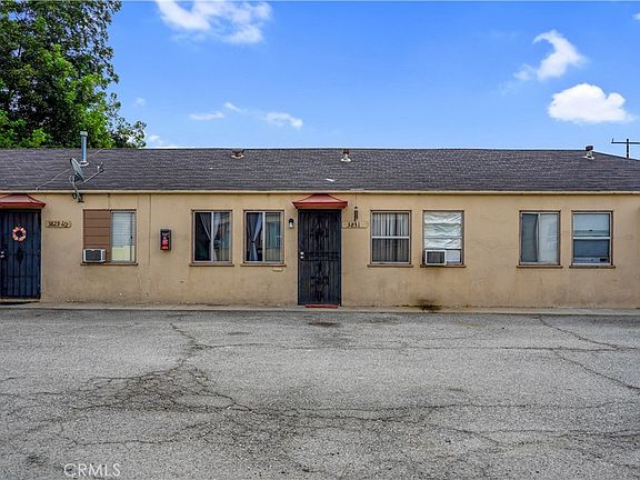 3rd image of 3823 Walnut St