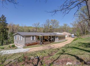 908 American Inn Rd, Villa Ridge, MO 63089