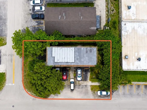 1275 SW 36th Ave, Fort Lauderdale, FL 33312