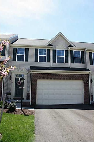 1st image of 124 Kensington Dr
