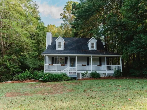 88 Oak Landing Cir, Douglasville, GA 30134