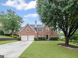 10735 Pinewalk Forest Cir, Alpharetta, GA 30022