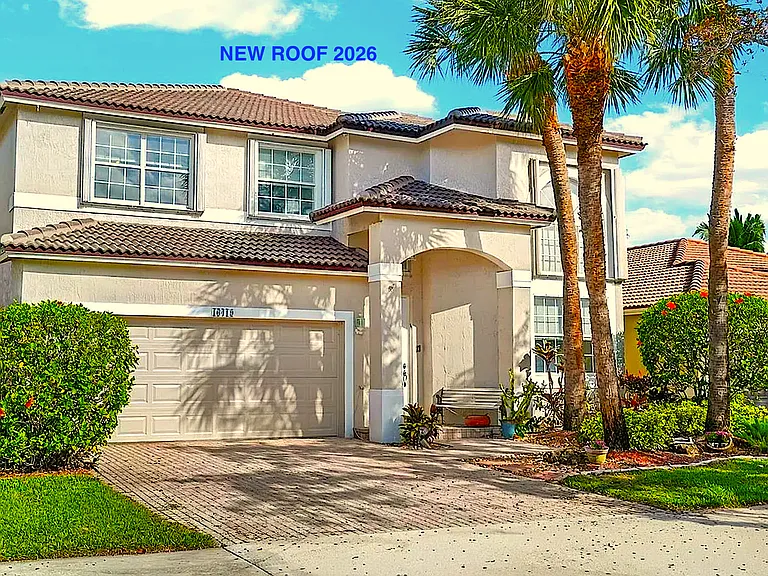 16419 Sapphire Pl — Photo 1