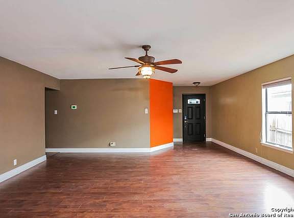 5th image of 7634 Aspen Park Dr
