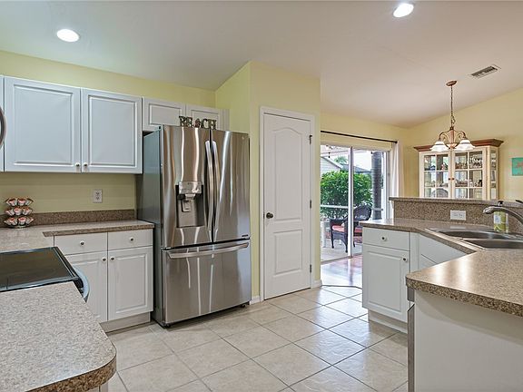 5th image of 2934 NW 27th St