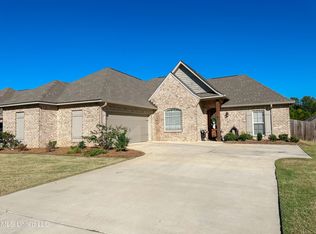 151 Western Ridge Cir, Canton, MS 39046