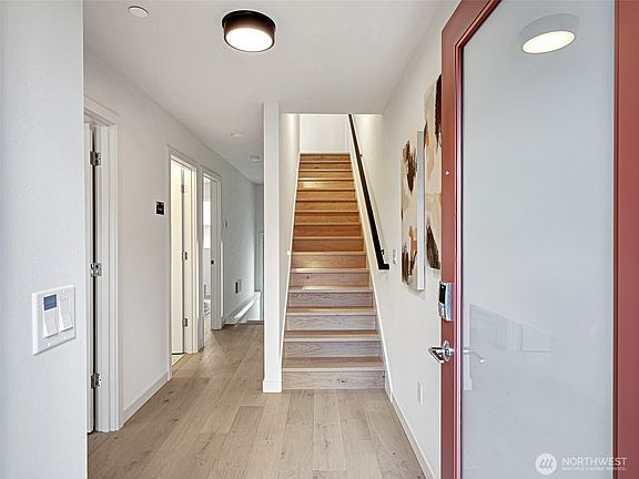 3rd image of 1416 A N 47th Street