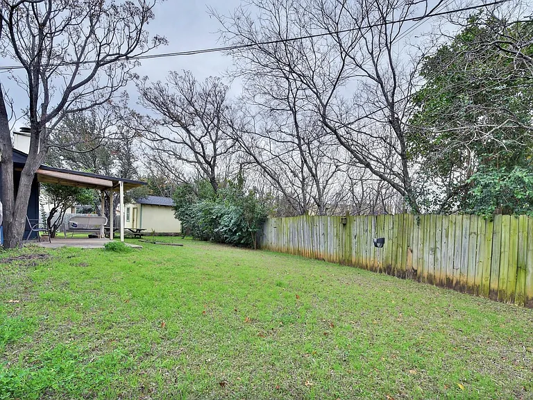 506 S Mount Rushmore Dr — Photo 22