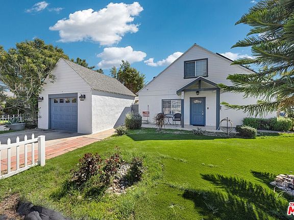 4th image of 5240 Farago Ave