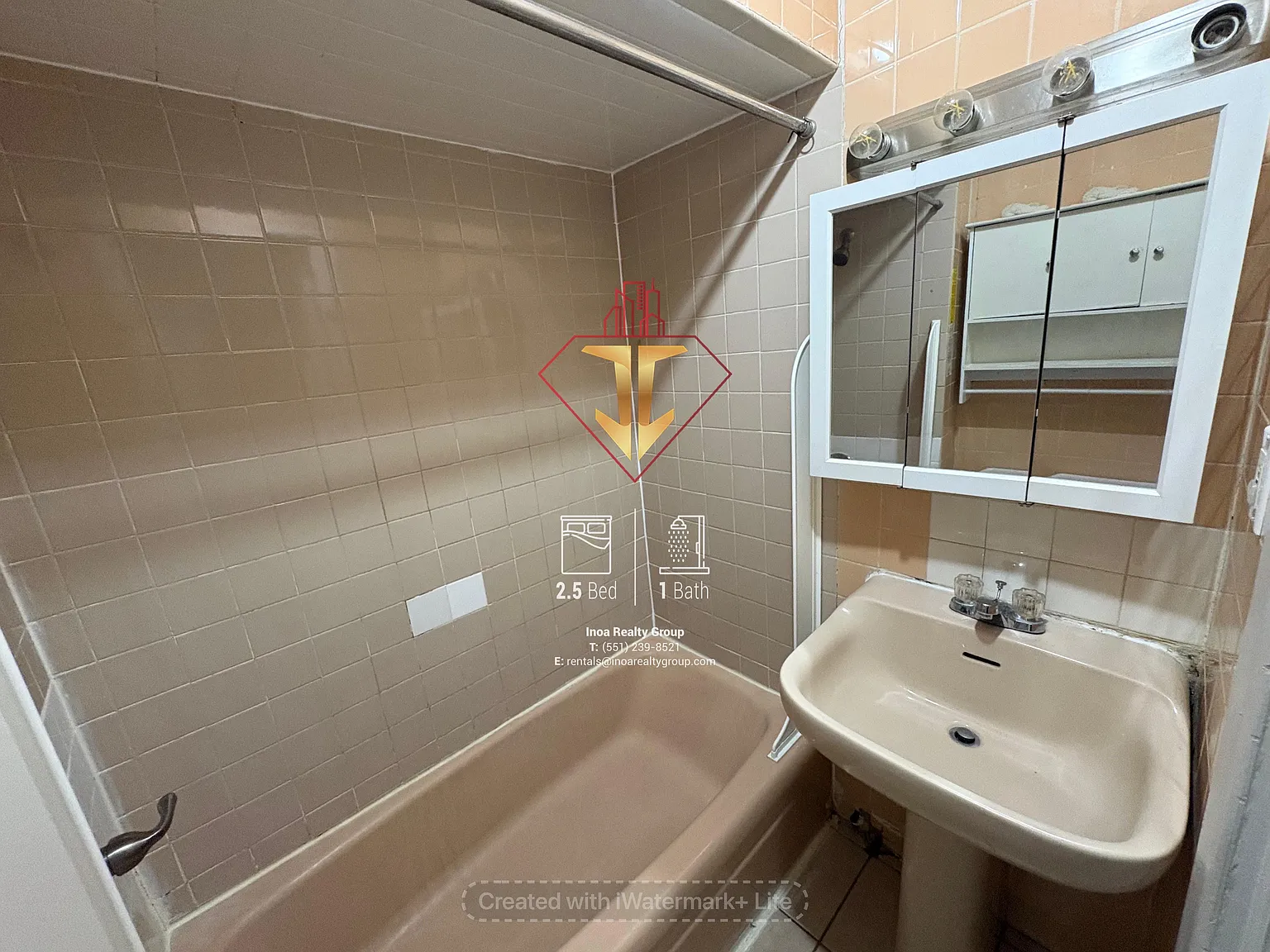 2 bed, 1000 sqft, $2,650 — Photo 3