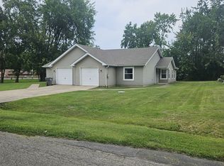 4032 E 61st St #2, Indianapolis, IN 46220
