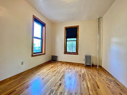1st image of 600 Lincoln Pl #2R