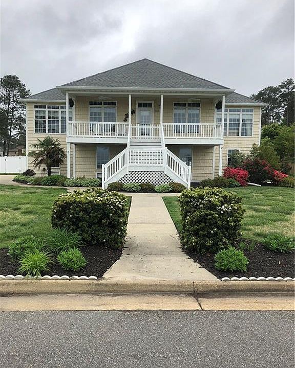 1st image of 103 Sandy Bay Dr