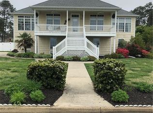 103 Sandy Bay Dr, Poquoson, VA 23662
