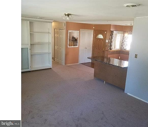 2nd image of 54 Sherwood Ln