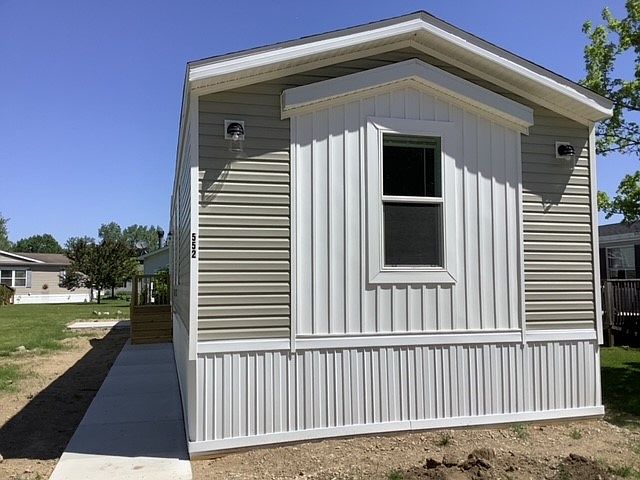 1st image of 552 Gallery Site #119