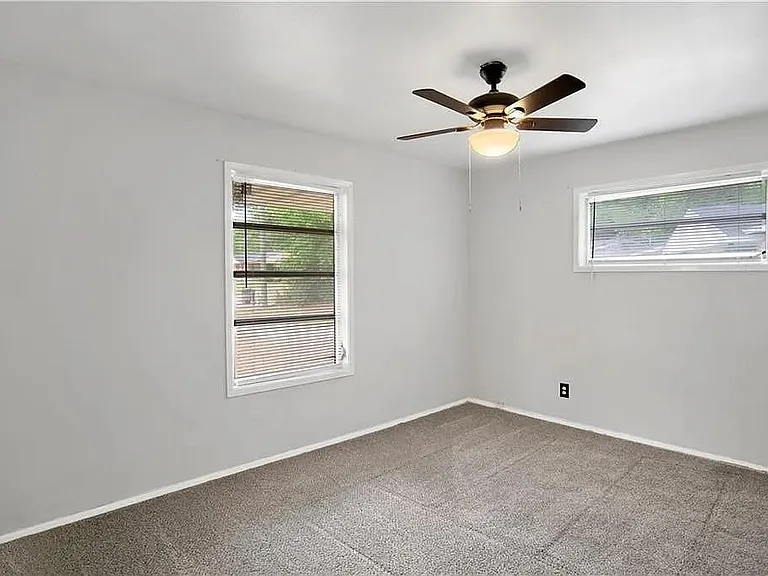 3764 Autumndale Dr — Photo 11