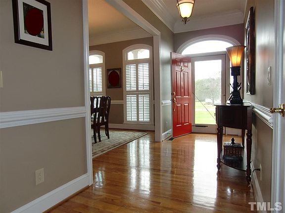 5th image of 87 Knottingham Ct