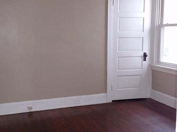 5th image of 1430 Cedar Ave