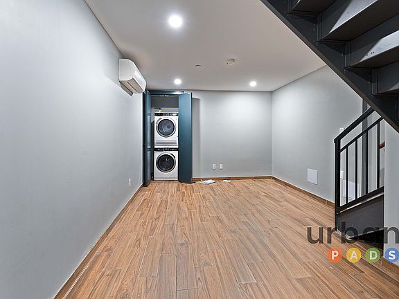 5th image of 2370 Pacific St APT 1
