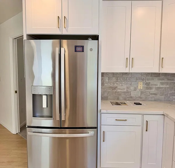 5663 Montclair Cir — Photo 11