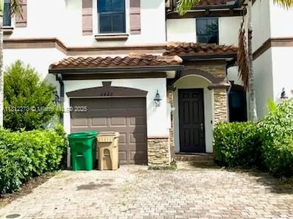 6489 N Anise Ct, Davie, FL 33314