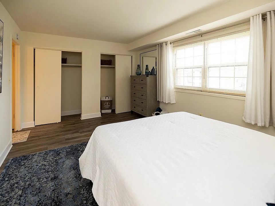 1st image of 3 Franklin Ave