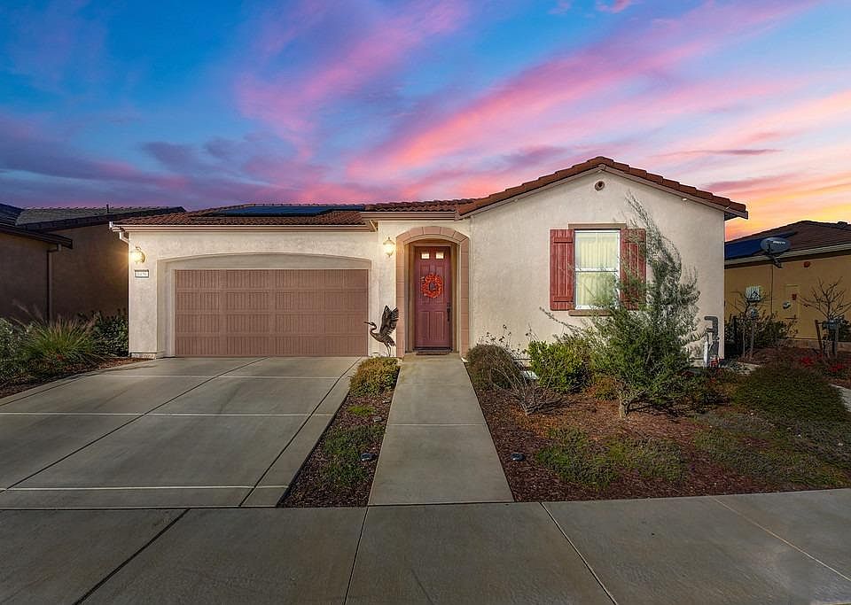 2nd image of 1056 Pacifico Ln