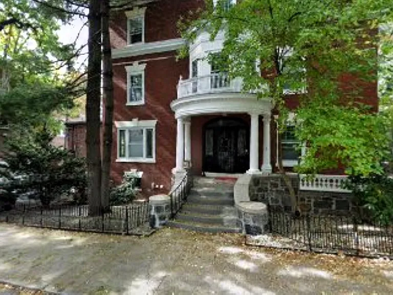 24 Warwick Rd #B — Photo 12