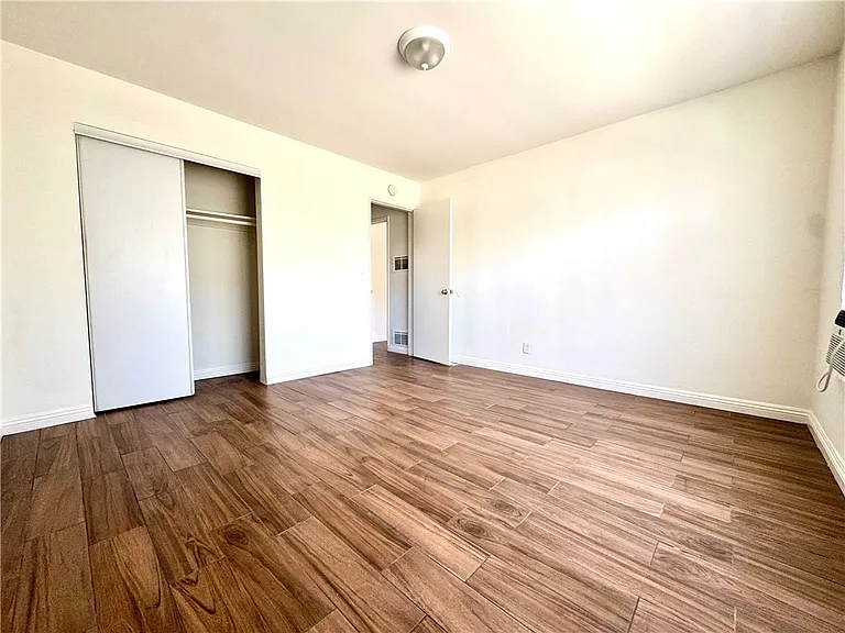 233 S Baldwin Ave #D — Photo 10