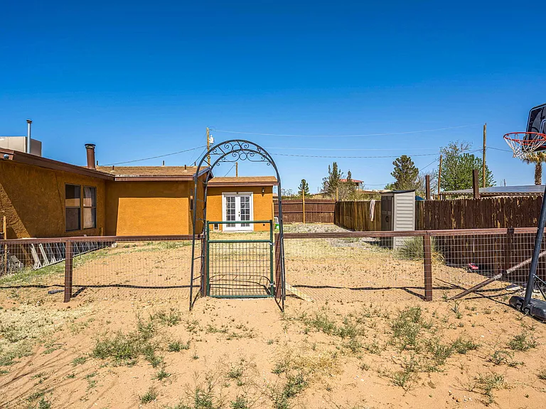 865 Outpost — Photo 44