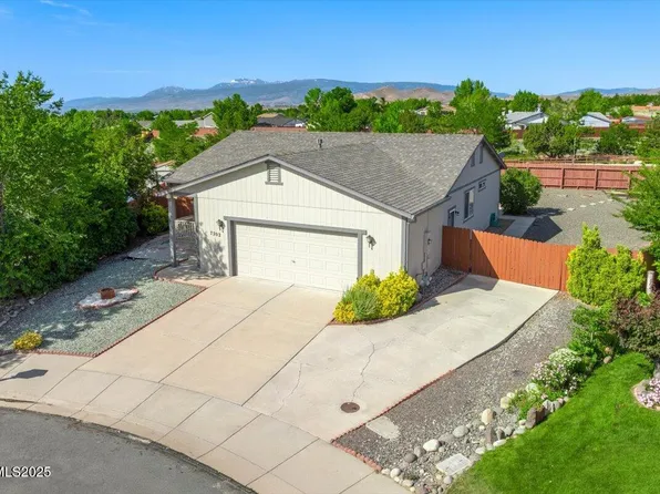 7202 Leonardo Ct, Sun Valley, NV 89433