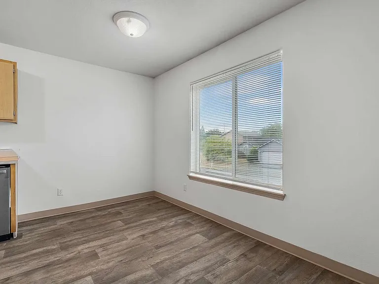 Heritage Park Apartments — Photo 15