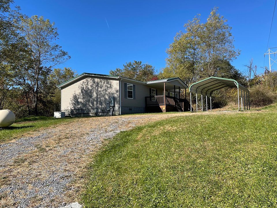 1st image of 8 Wisteria Ln