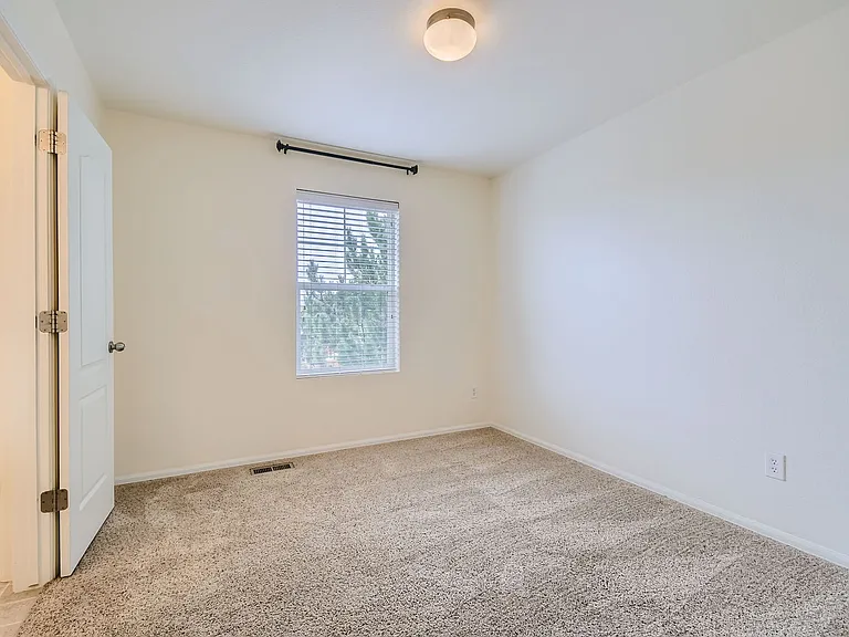 13000 Tamarac St — Photo 24