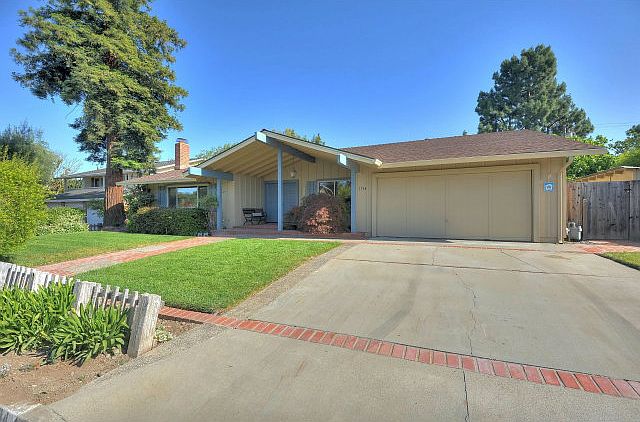 1st image of 1734 Hawkins Dr