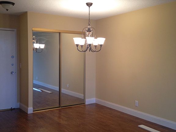 2nd image of 480 Executive Center Dr APT 4J