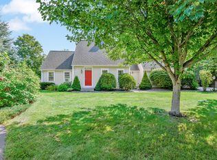 28 Heritage Ct, Cape Elizabeth, ME 04107