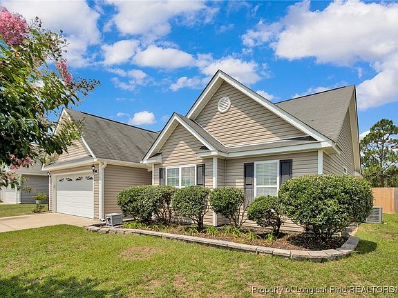 3rd image of 3636 Crosswinds Dr