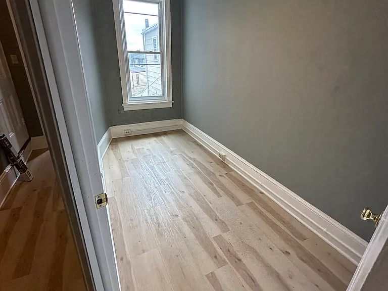Miller St — Photo 10