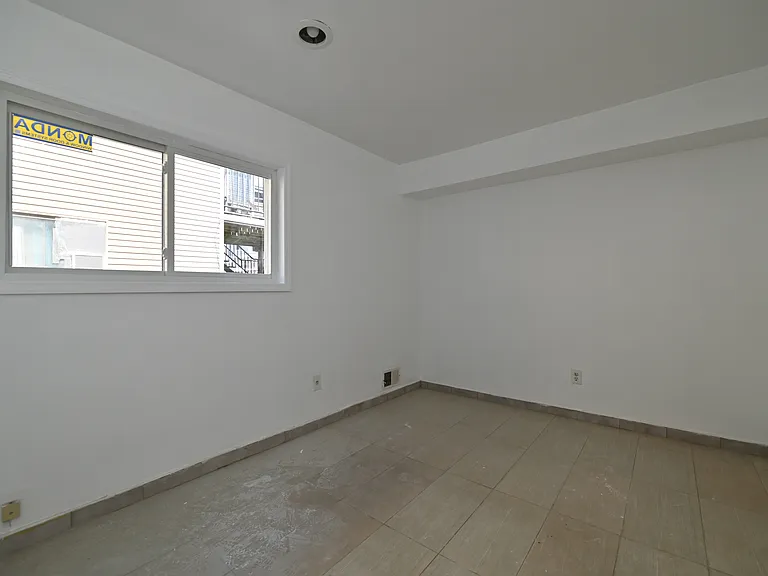 110 Monahan Ave #1 — Photo 8