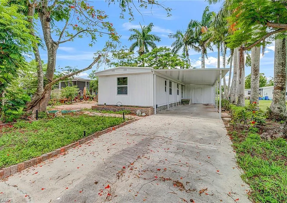 120 Grassy Key Ln #38