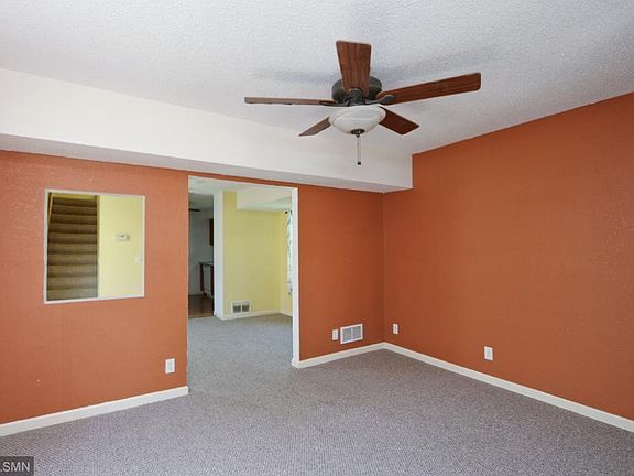 3rd image of 420 Goodrich Ave