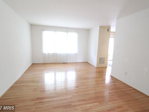 5th image of 5206 Dunleigh Dr