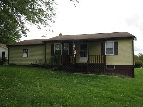 48 Spruce Dr, Mansfield, PA 16933