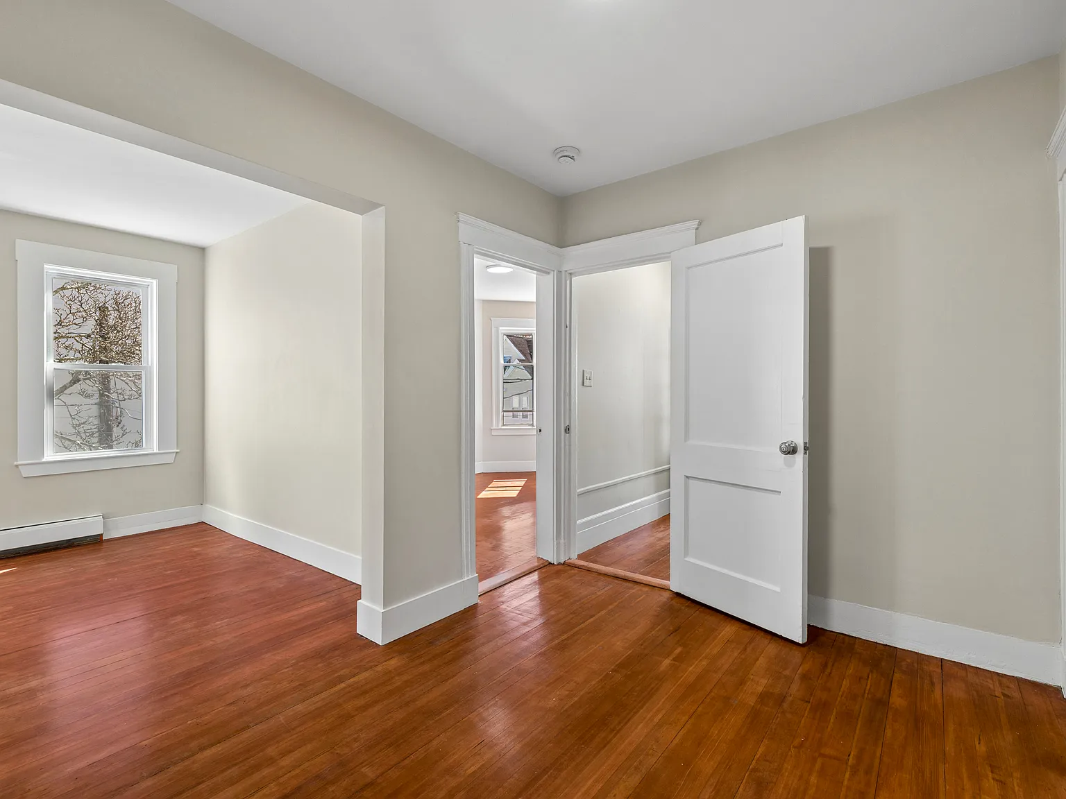 3 bed, 1154 sqft, $3,400 — Photo 4