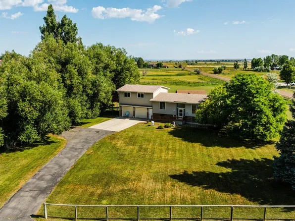 105 Paradise Park Rd, Sheridan, WY 82801