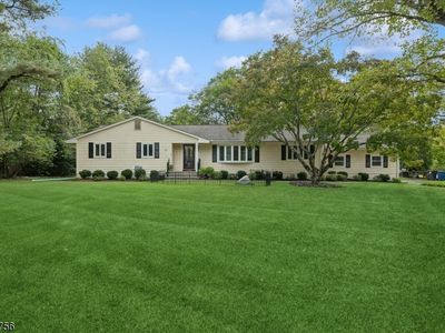 102 Jamestown Rd, Belle Mead, NJ, 08502